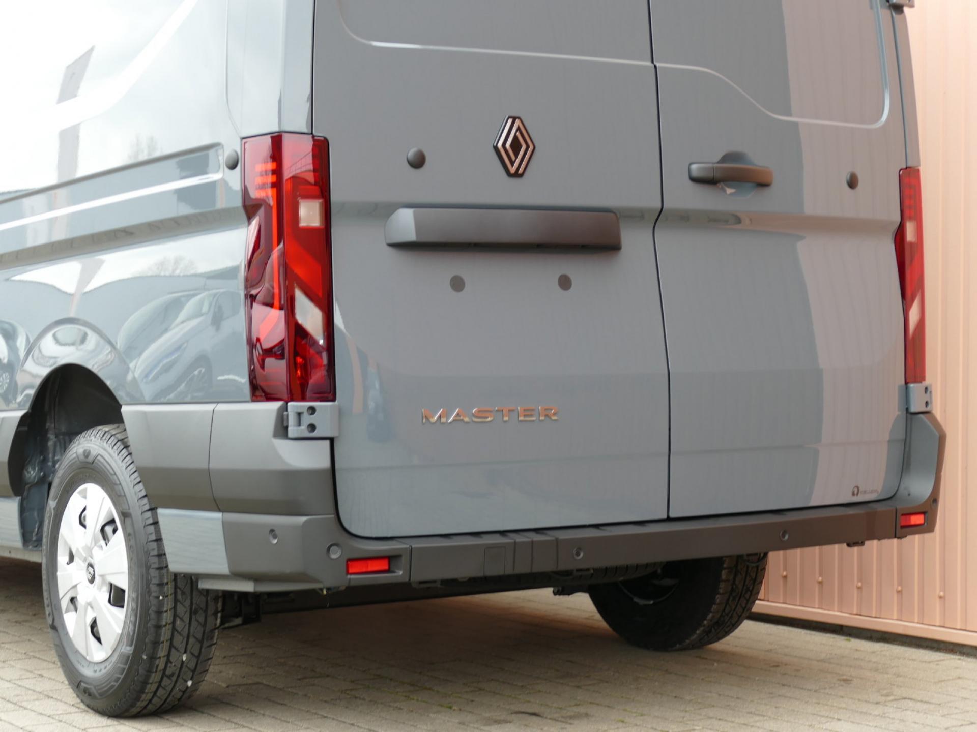 2024 Renault MASTER
