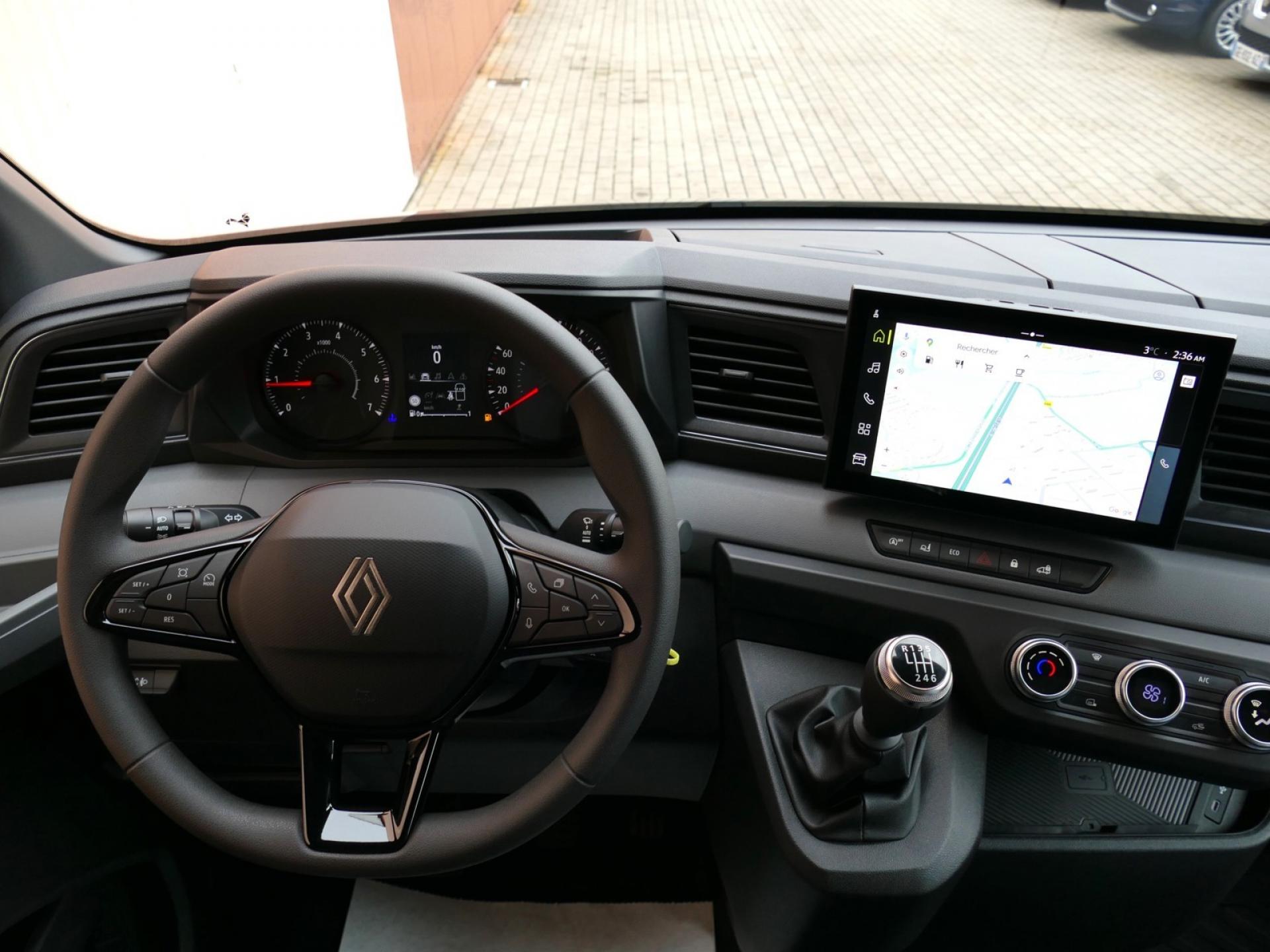 2024 Renault MASTER