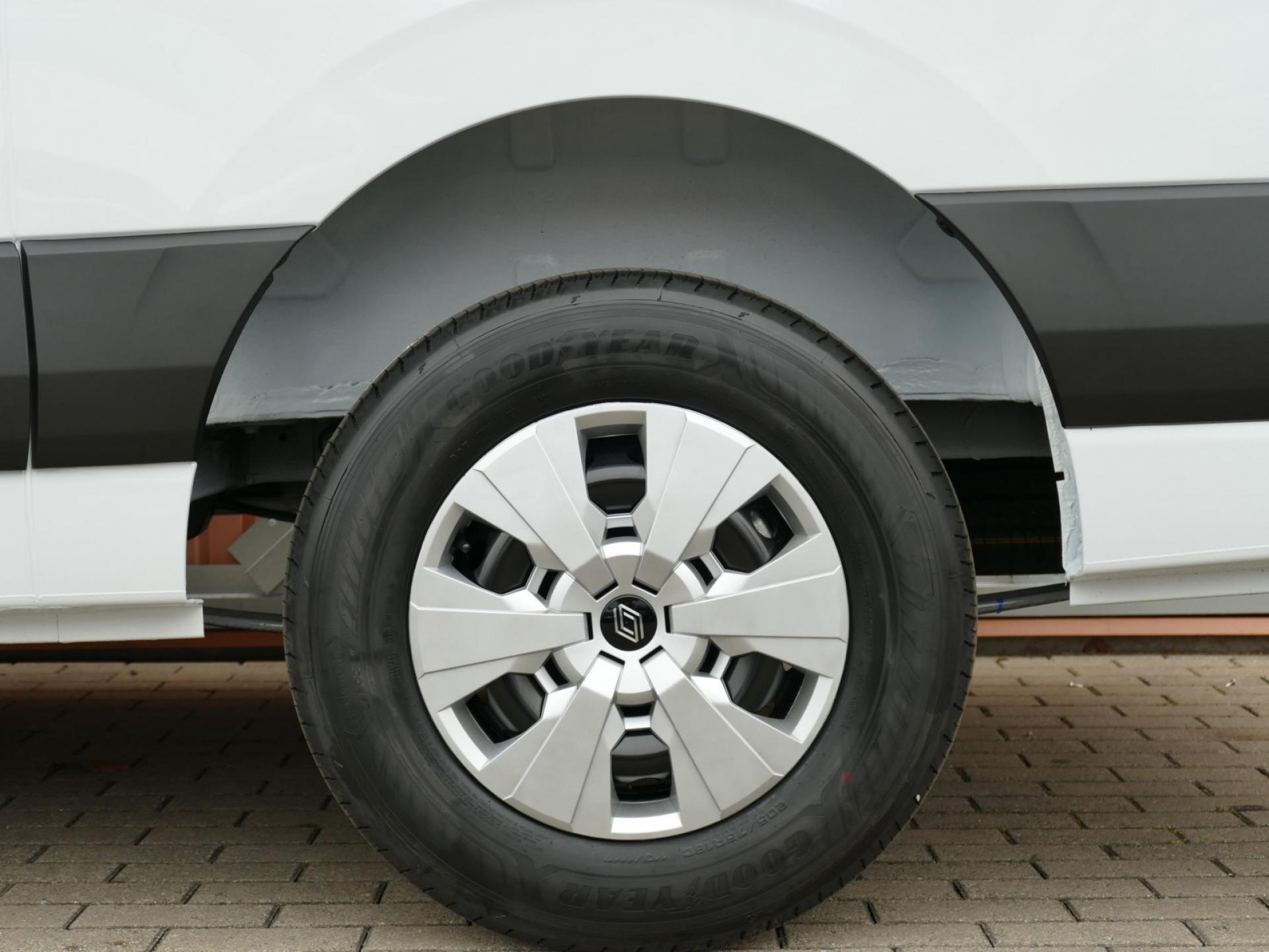 2024 Renault MASTER