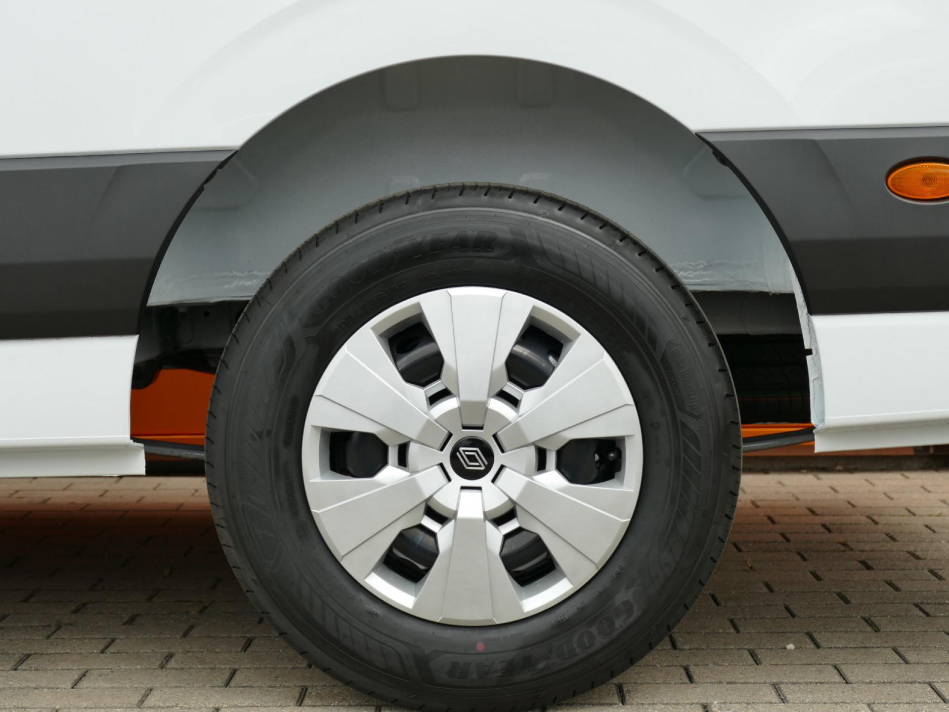 2024 Renault MASTER