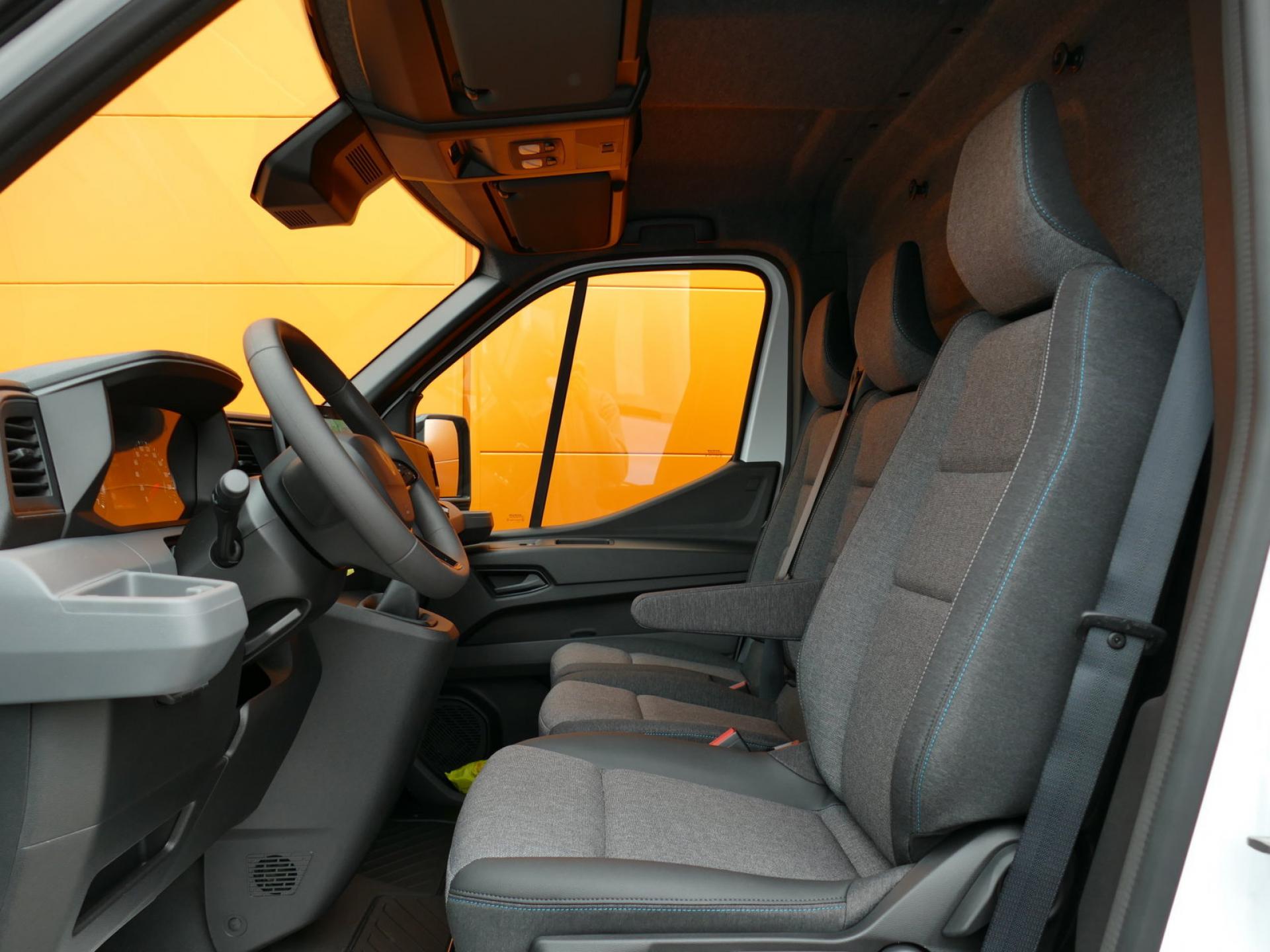 2024 Renault MASTER