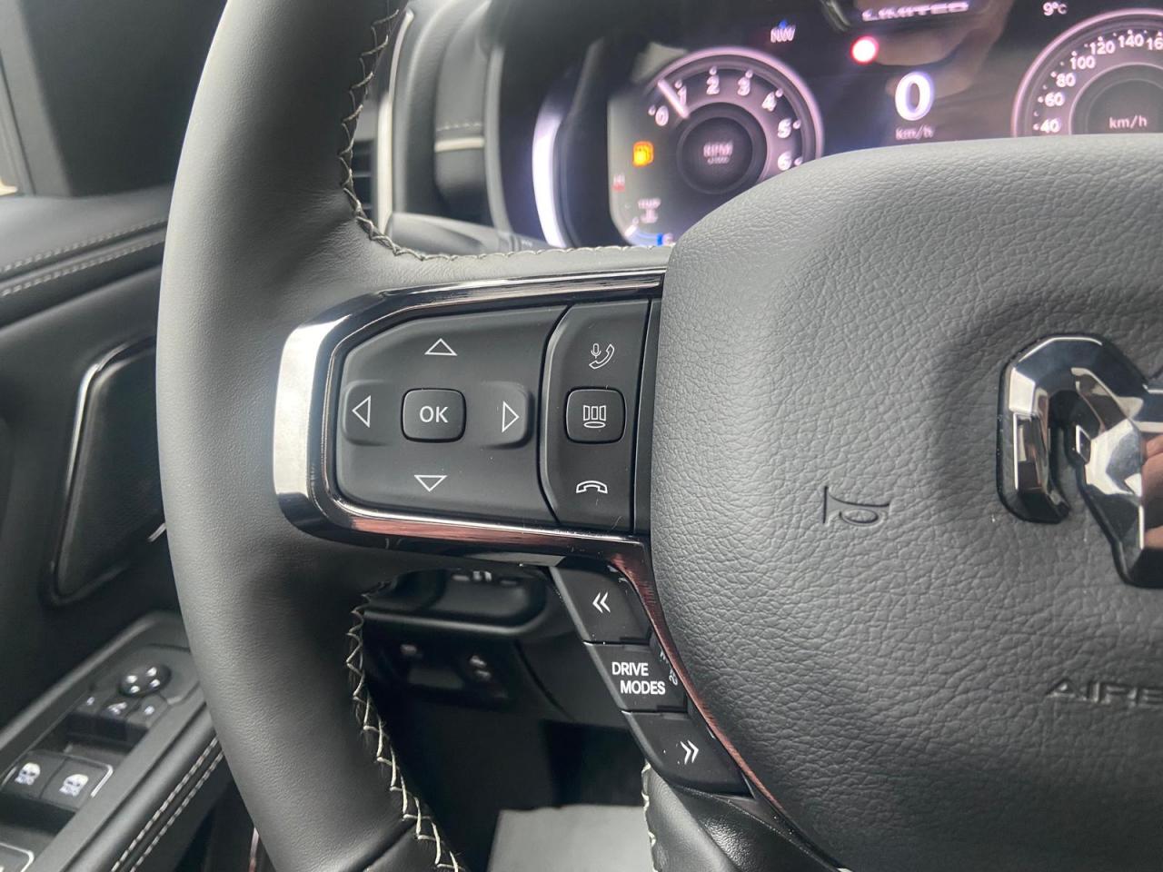 DODGE RAM 1500 CREW LIMITED NIGHT EDITION RAMBOX 2025
